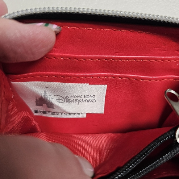 Minnie Mouse Red Glitter Zip-Around Wallet – Hong Kong Disneyland - Picture 6 of 7